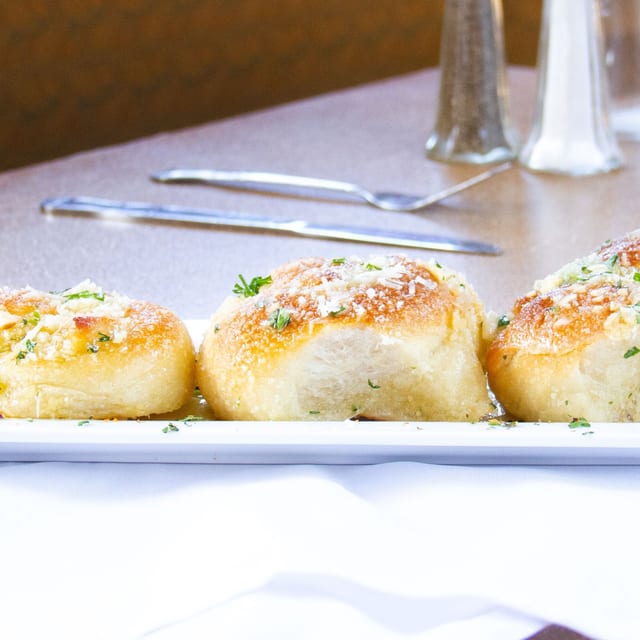 Garlic Knots.