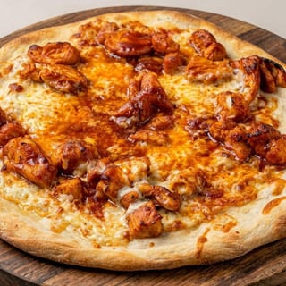 Sweet and Spicy Chicken Pizza
